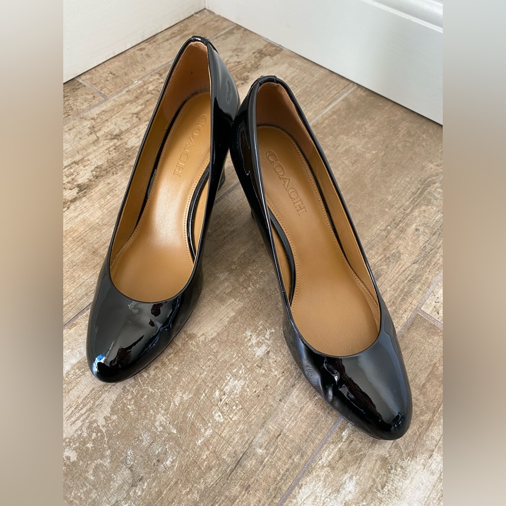 Coach Rileigh Black Patent Leather Wedges Size 7.5